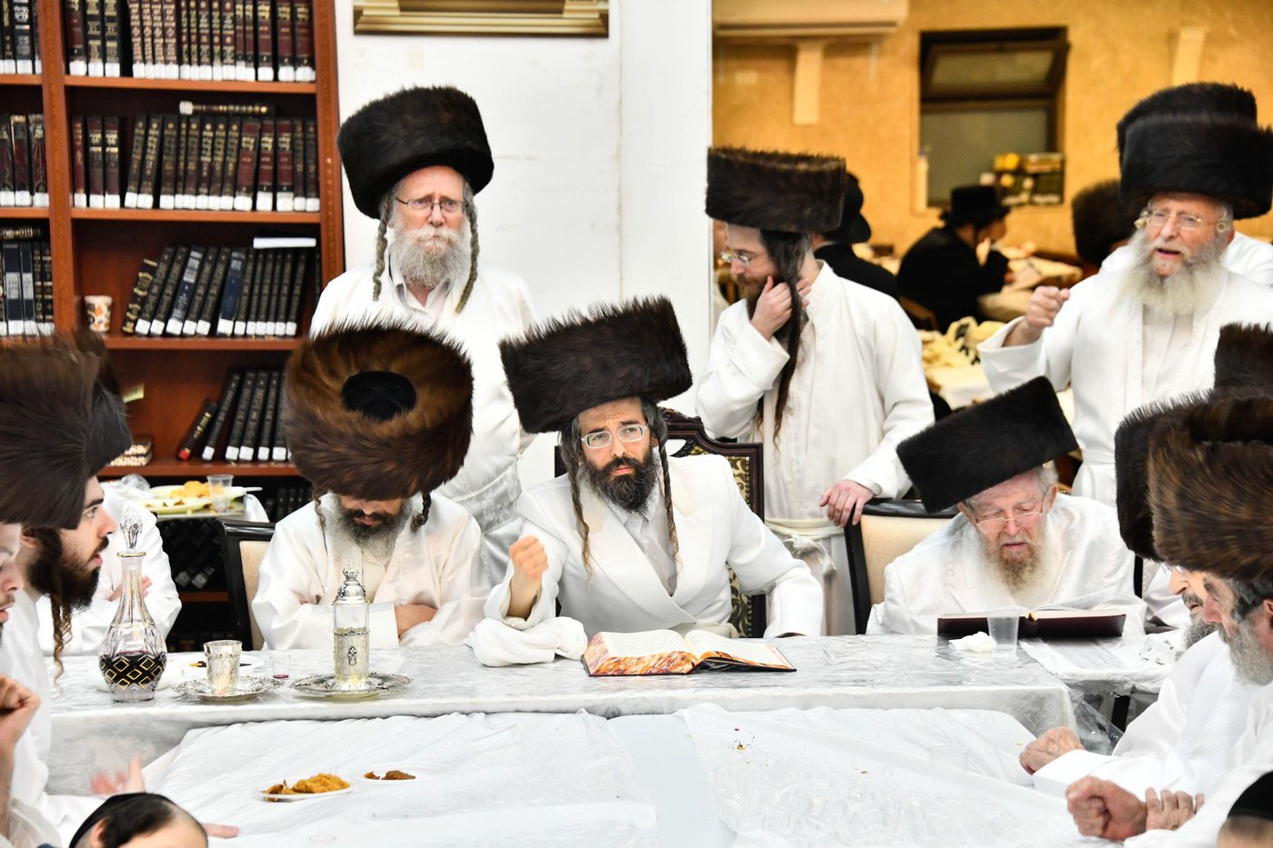 נעילת החג בחצה"ק זוועהיל