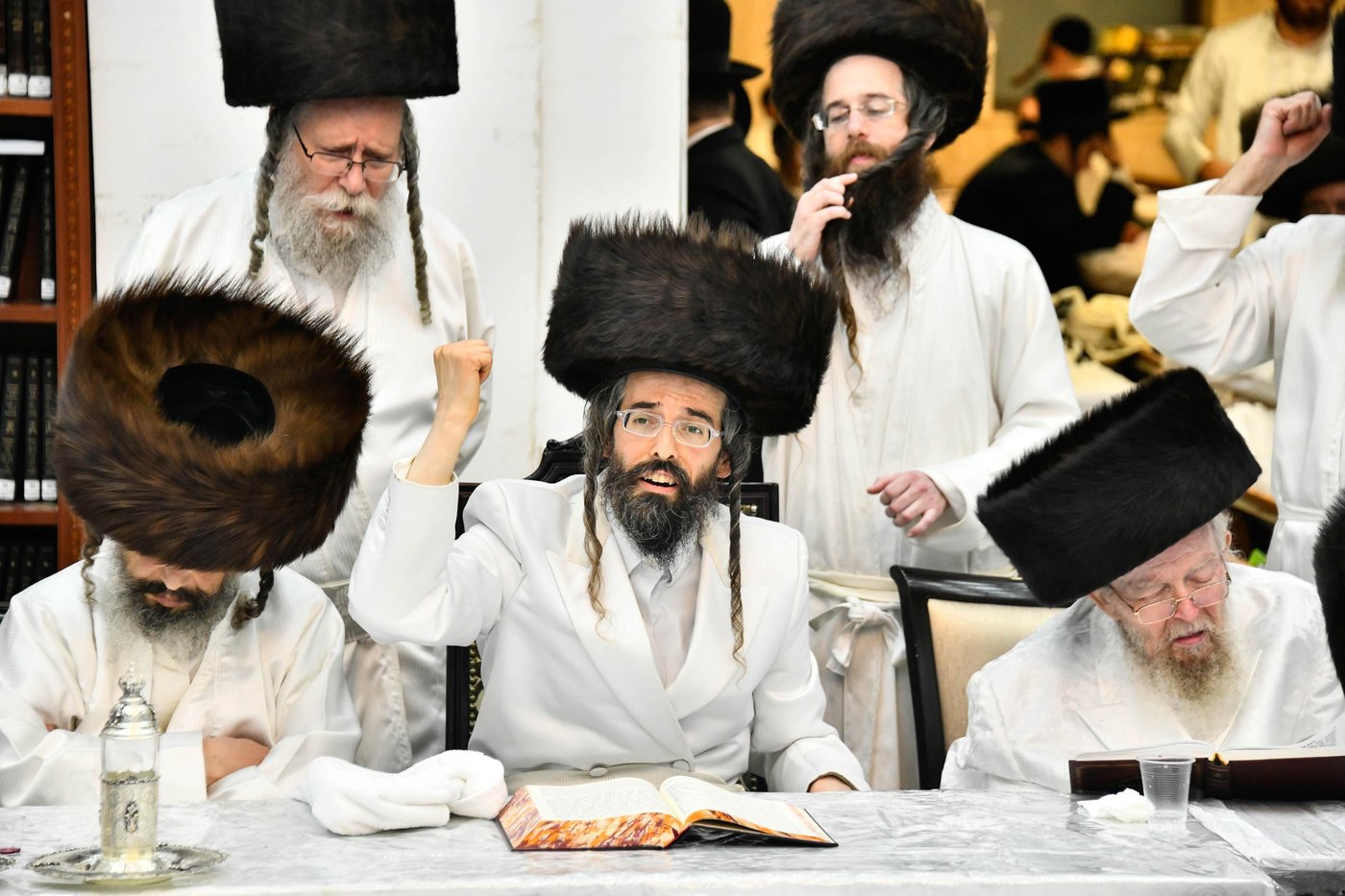 נעילת החג בחצה"ק זוועהיל