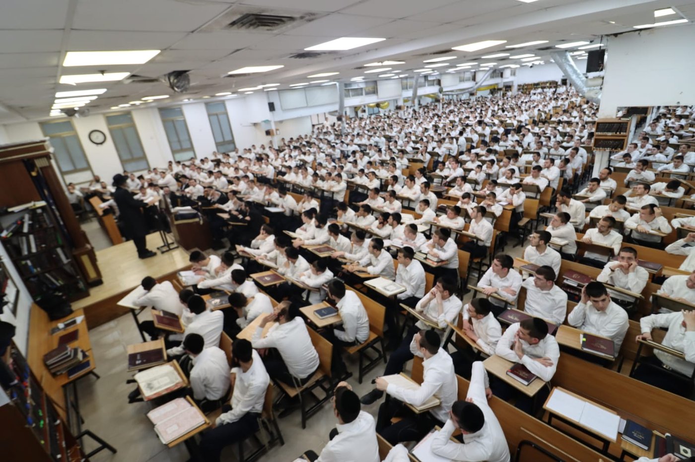 הגאון רבי דוד כהן בשיחה בישיבת 'תורה בתפארתה'