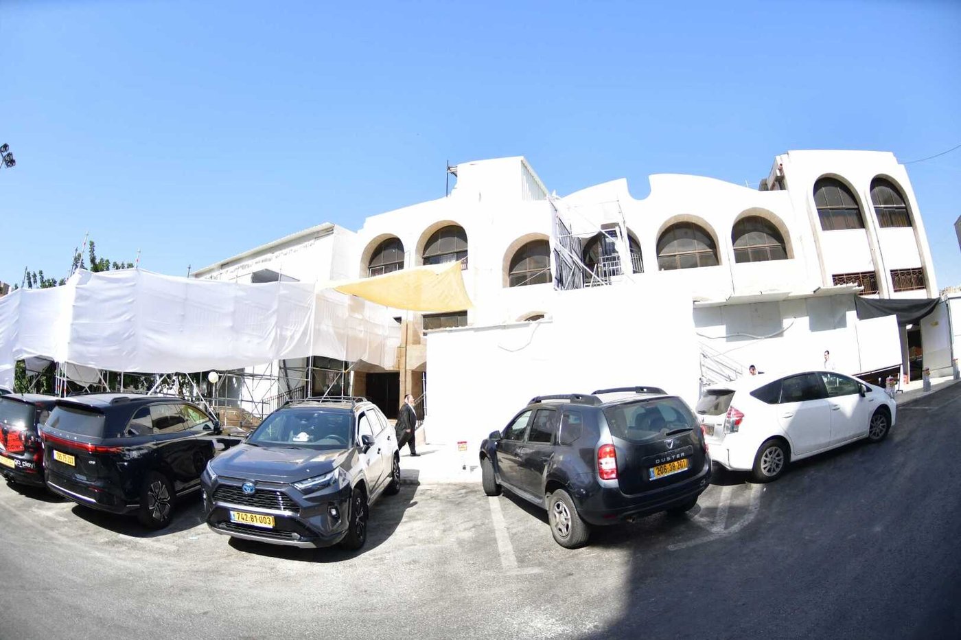 ראש השנה בחצה"ק סערט ויז'ניץ