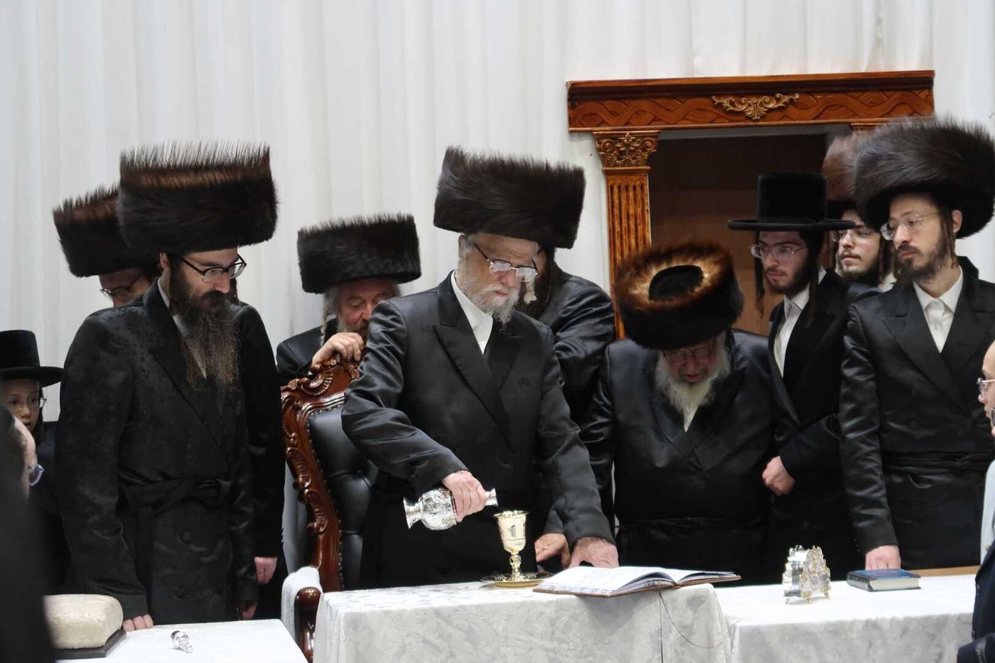 ראש השנה בחצה"ק סערט ויז'ניץ