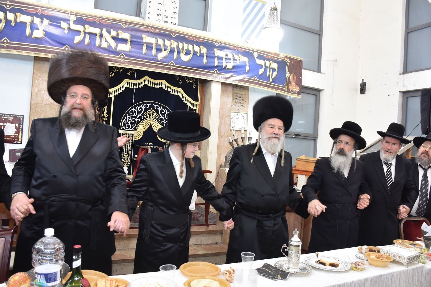 שמחת בר המצווה לנכד האדמו"ר מאשלג