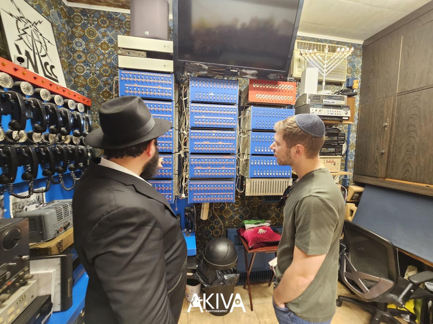 יאיר נתניהו בביקור במרכז העולמי של חסידות חב”ד