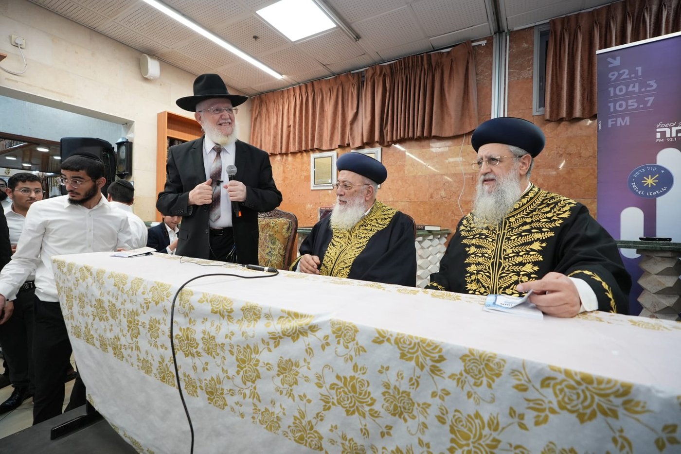 הראשלצי"ם הגר"ד יוסף והגרש"מ עמאר בכסא רחמים