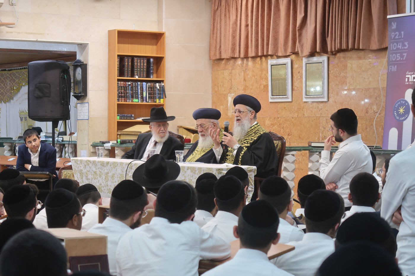 הראשלצי"ם הגר"ד יוסף והגרש"מ עמאר בכסא רחמים