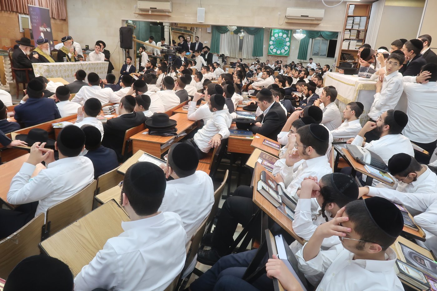 הראשלצי"ם הגר"ד יוסף והגרש"מ עמאר בכסא רחמים