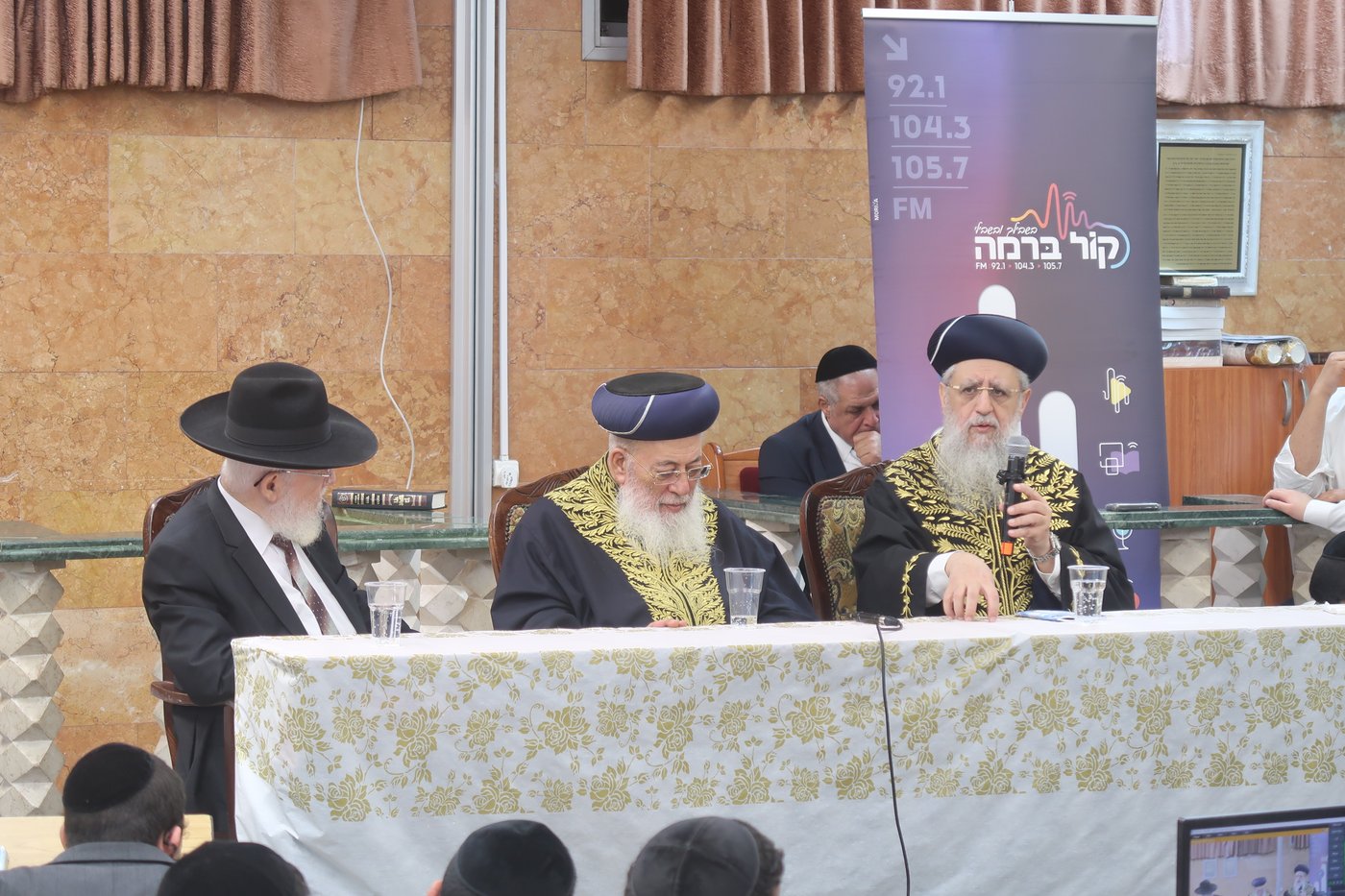 הראשלצי"ם הגר"ד יוסף והגרש"מ עמאר בכסא רחמים