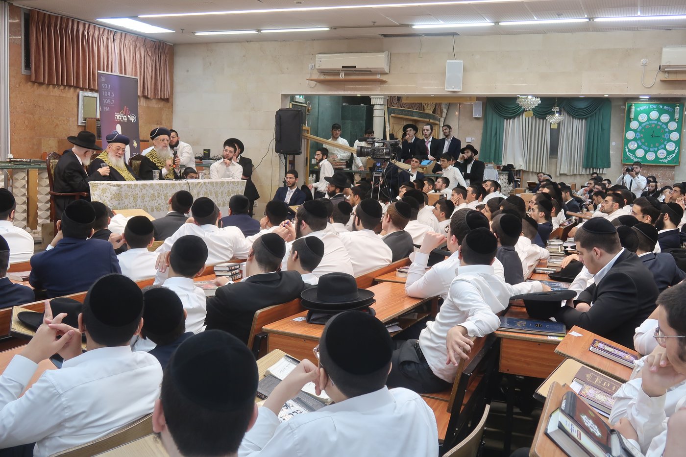 הראשלצי"ם הגר"ד יוסף והגרש"מ עמאר בכסא רחמים
