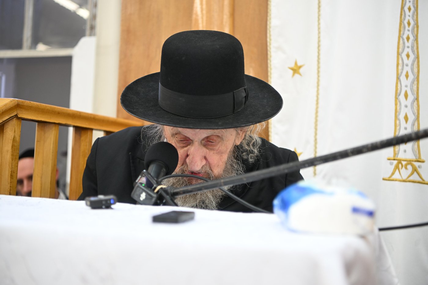שיחת החיזוק של הגר"ד לנדו בישיבת מיר