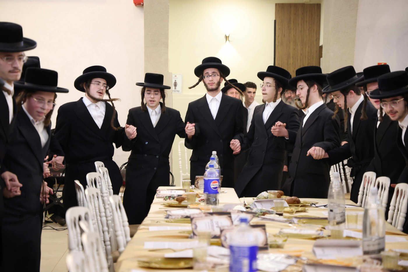 סיום מסכת גיטין בישיבת סאטמר ירושלים