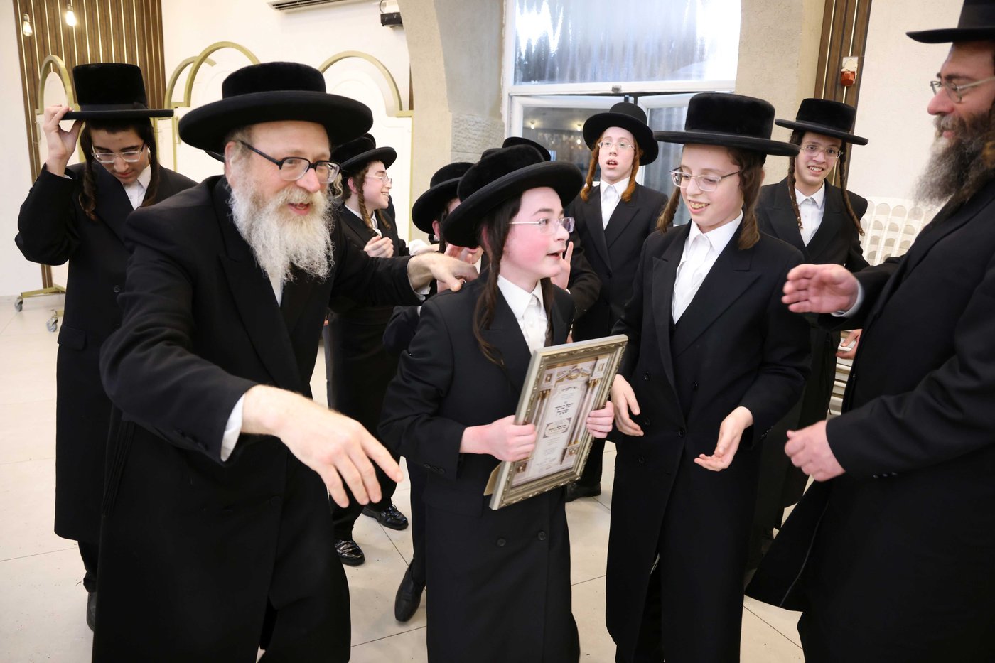 סיום מסכת גיטין בישיבת סאטמר ירושלים