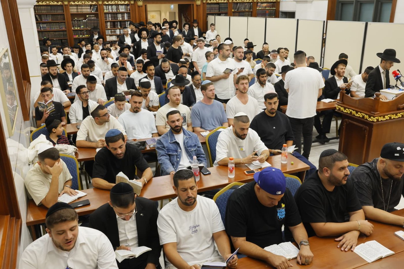סליחות י"ג מידות אצל הגאון רבי יגאל כהן