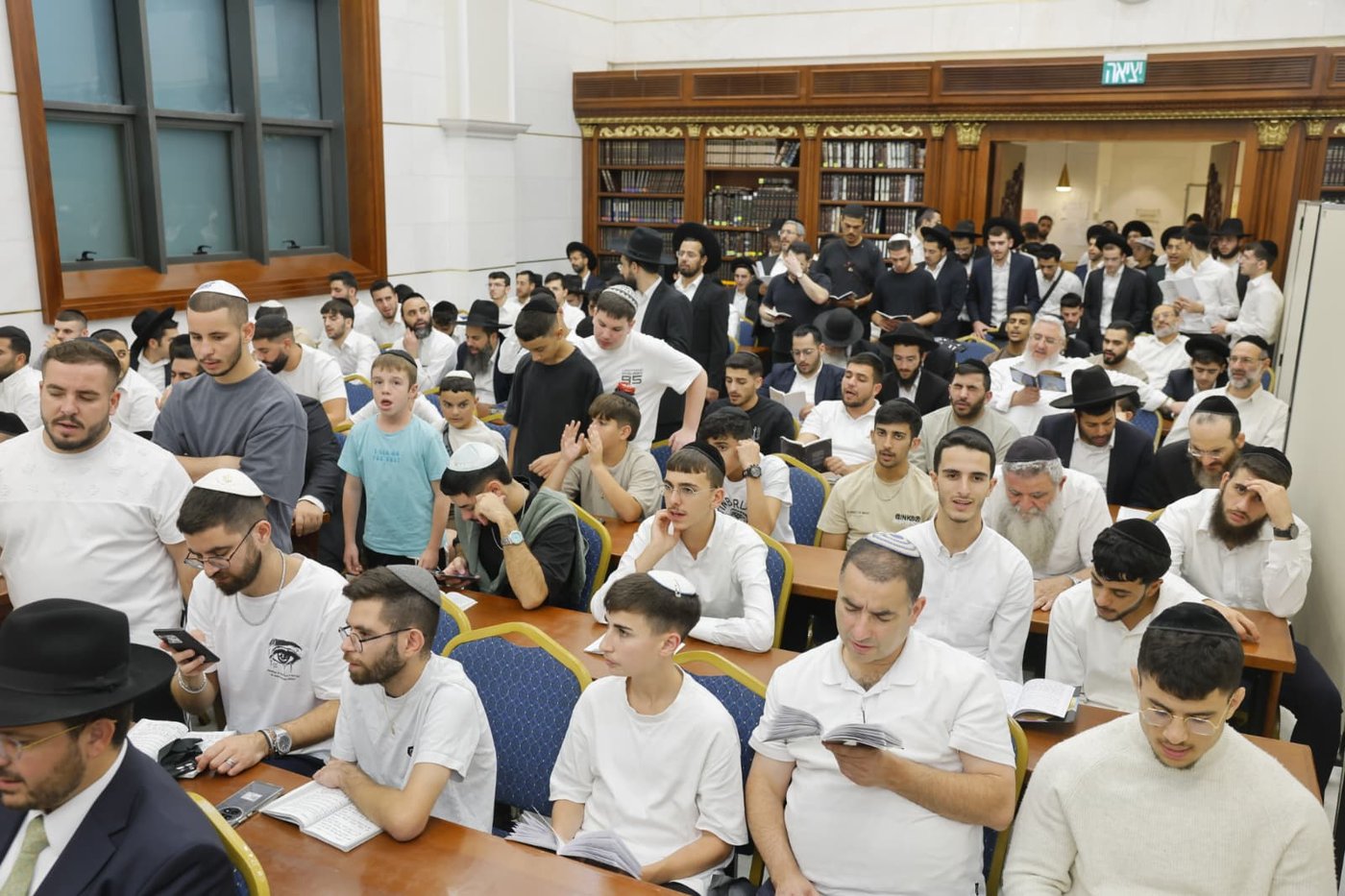 סליחות י"ג מידות אצל הגאון רבי יגאל כהן