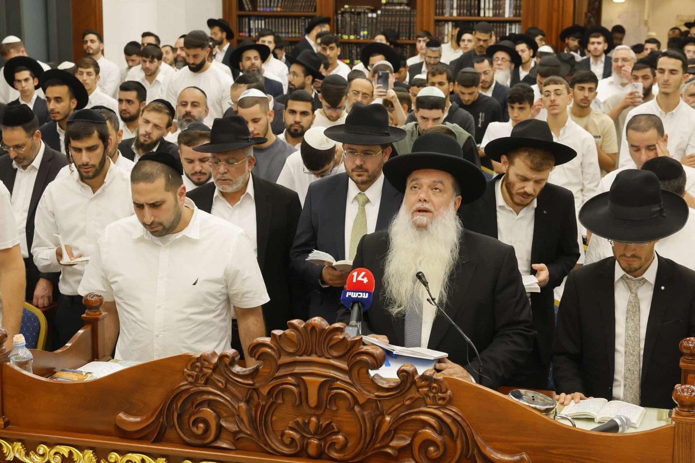 סליחות י"ג מידות אצל הגאון רבי יגאל כהן