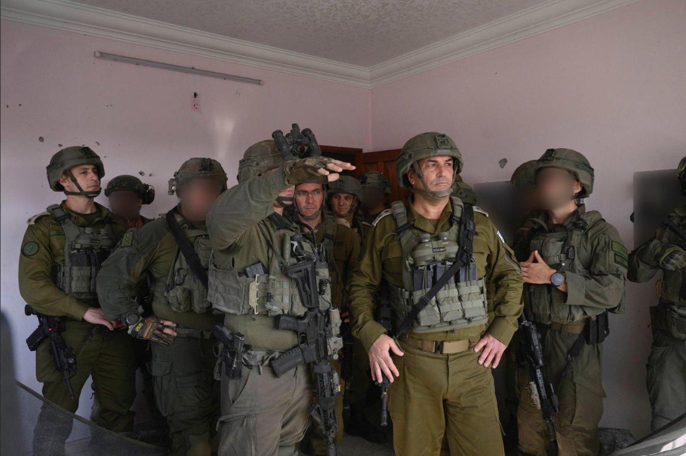 הרמטכ"ל הצטרף ללוחמים ברצועת עזה - ורמז על ההתפתחויות מול חמאס