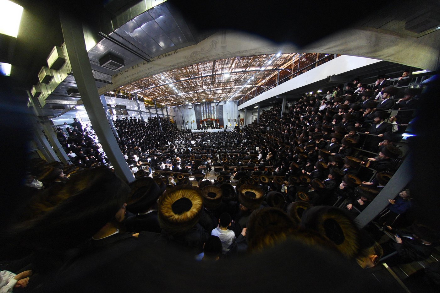 ערב יום כיפור אצל האדמו"ר מויז'ניץ