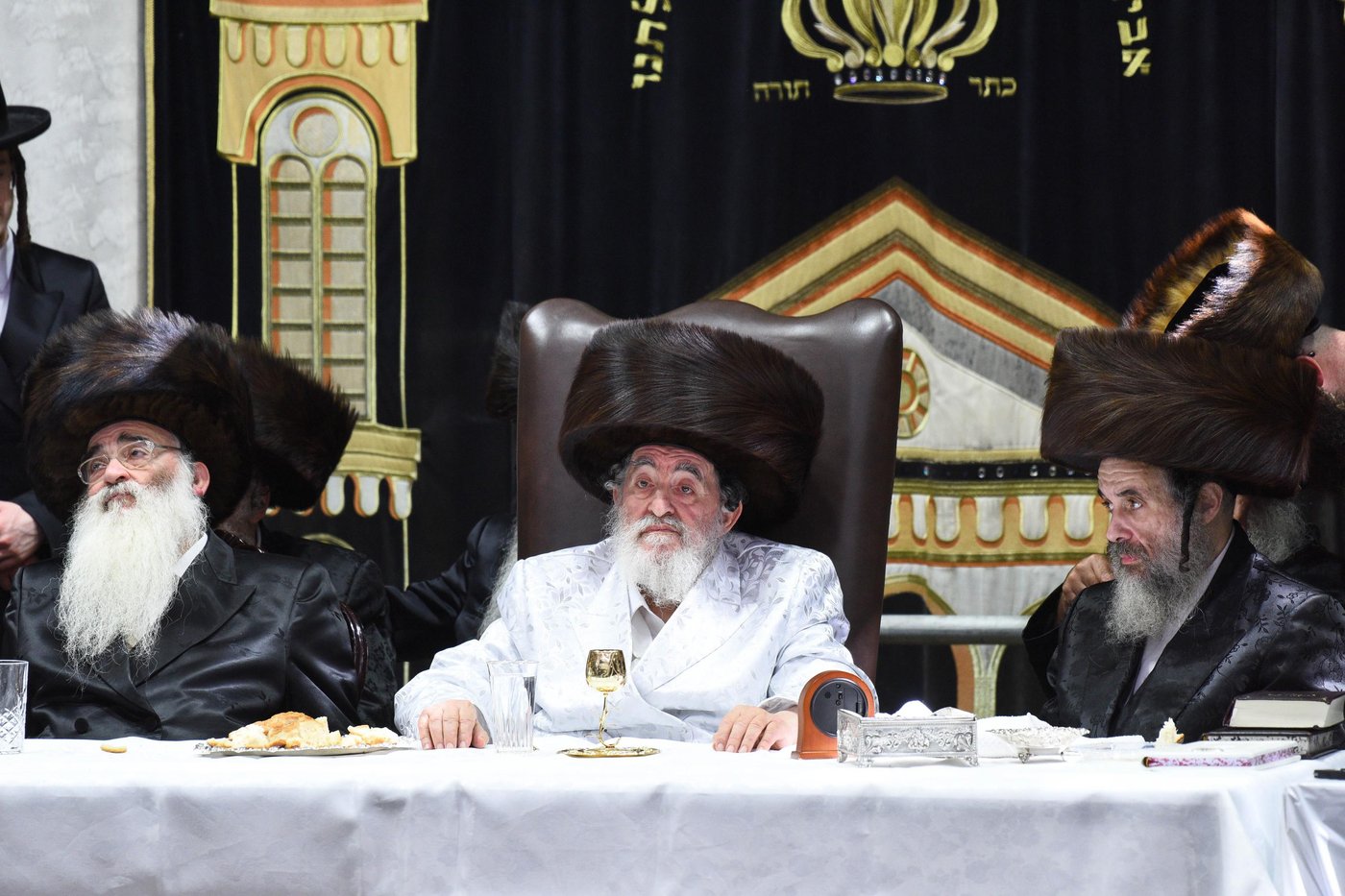 ערב יום כיפור אצל האדמו"ר מויז'ניץ
