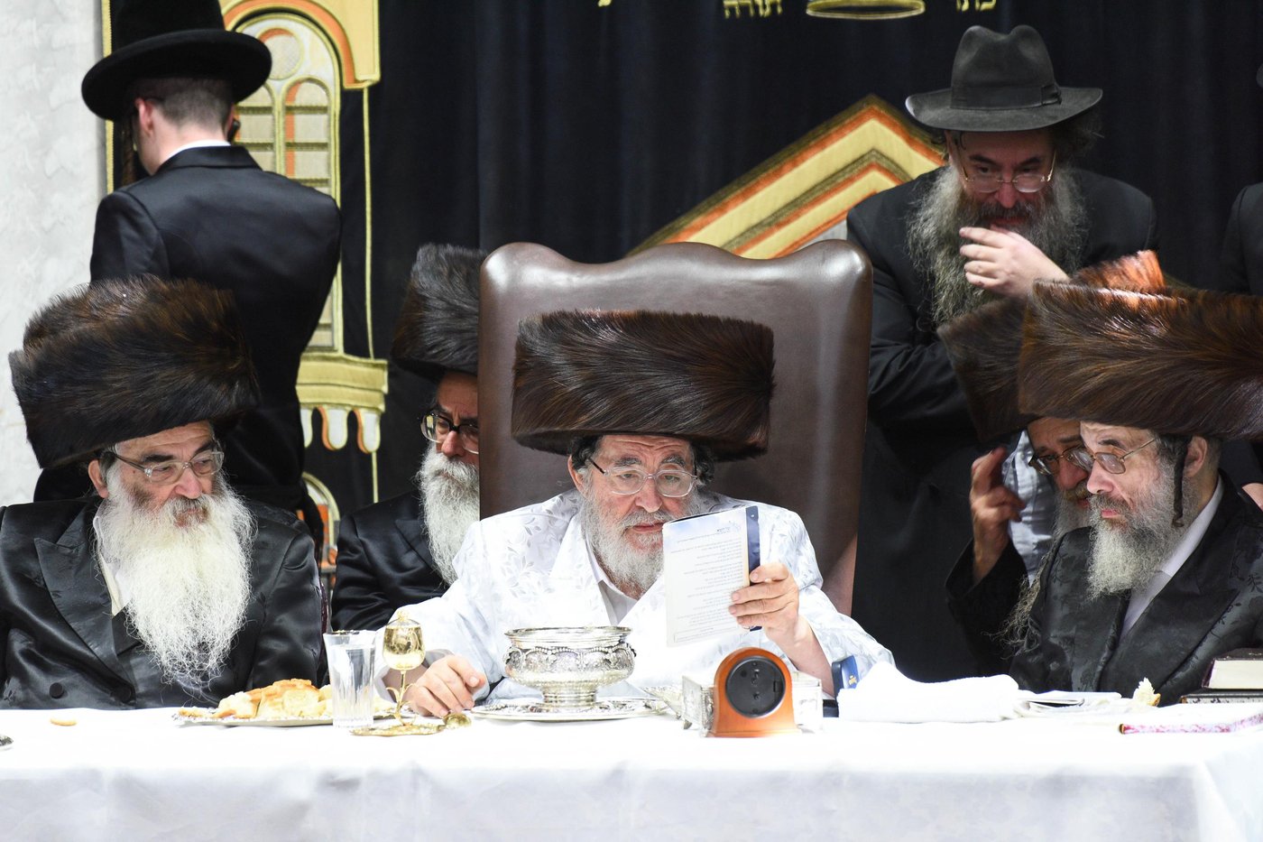 ערב יום כיפור אצל האדמו"ר מויז'ניץ
