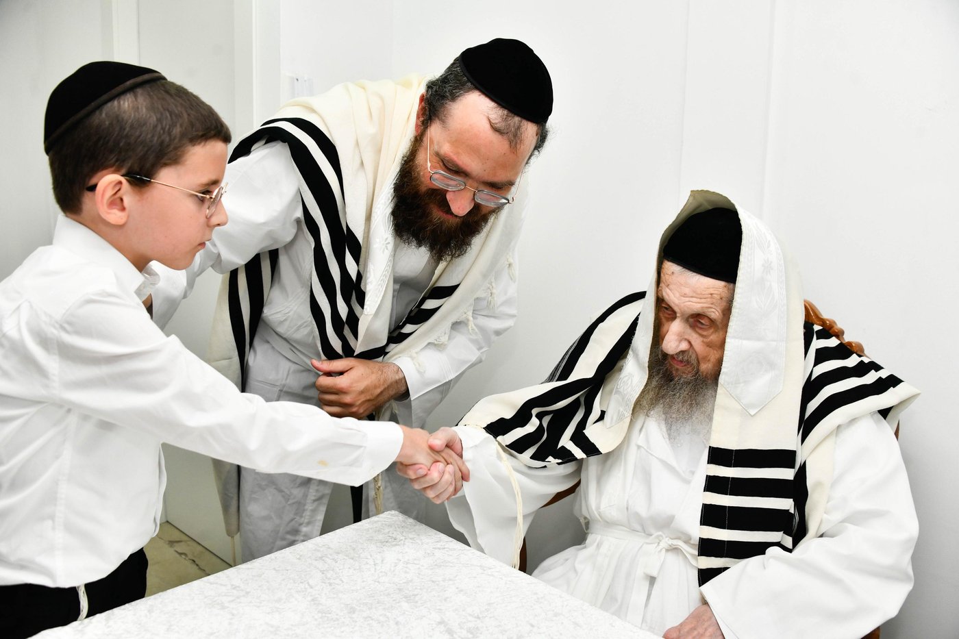 ערב יום כיפור בישיבת סלבודקה