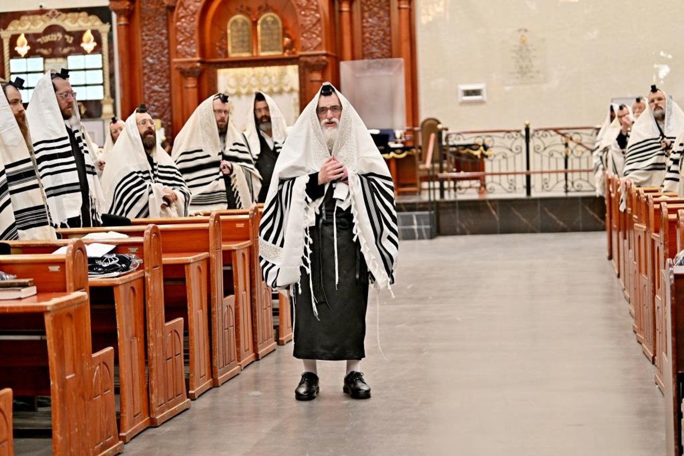 יום הקדוש בחצר הקודש ויזניץ