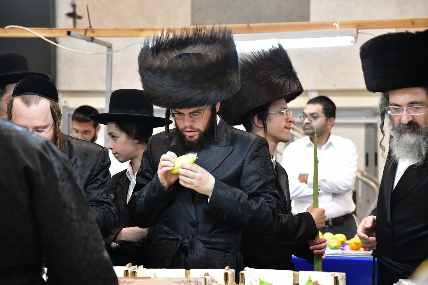 אווירת ערב חג הסוכות בעיר אשדוד