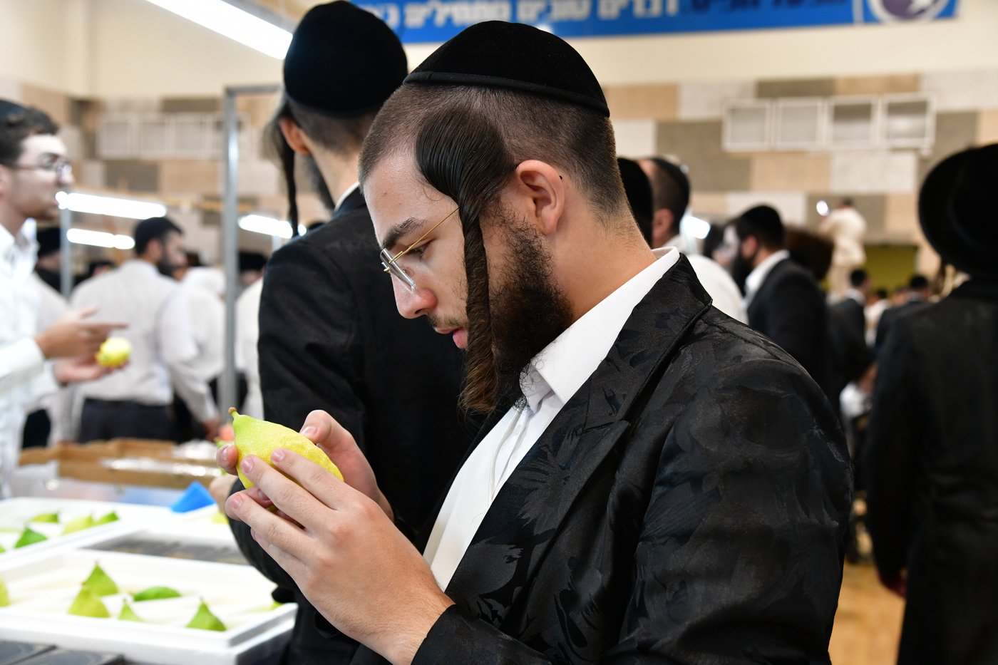 אווירת ערב חג הסוכות בעיר אשדוד