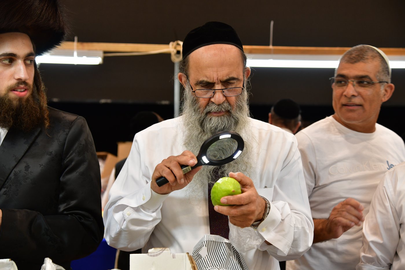 אווירת ערב חג הסוכות בעיר אשדוד