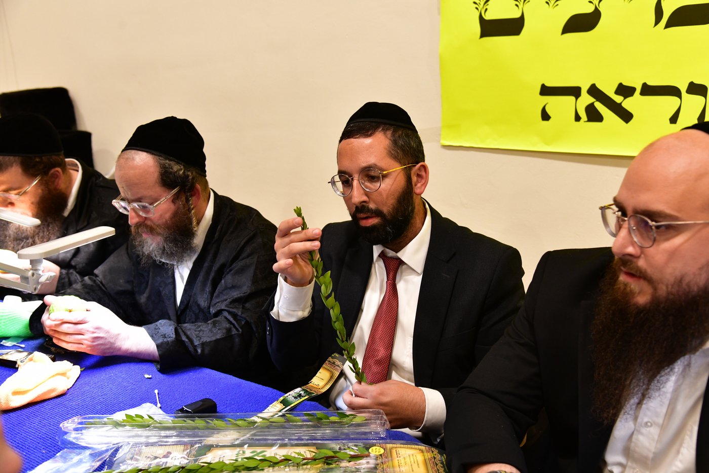 אווירת ערב חג הסוכות בעיר אשדוד