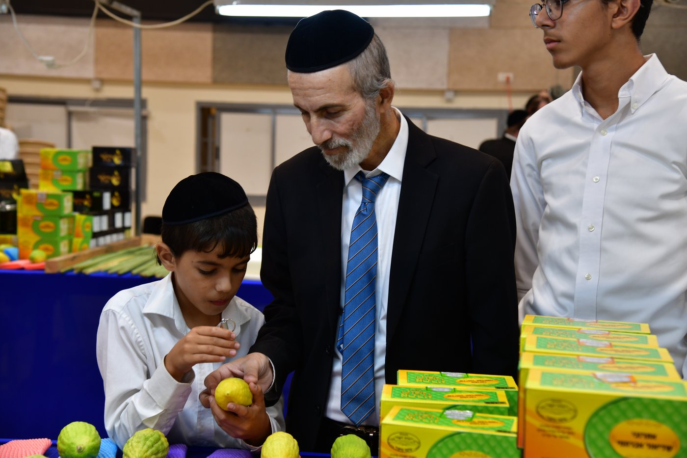 אווירת ערב חג הסוכות בעיר אשדוד
