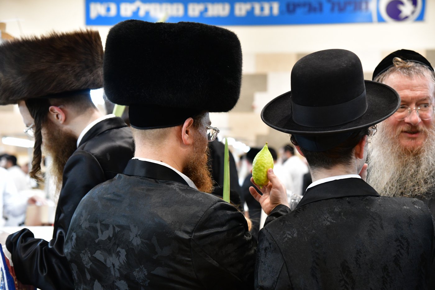 אווירת ערב חג הסוכות בעיר אשדוד
