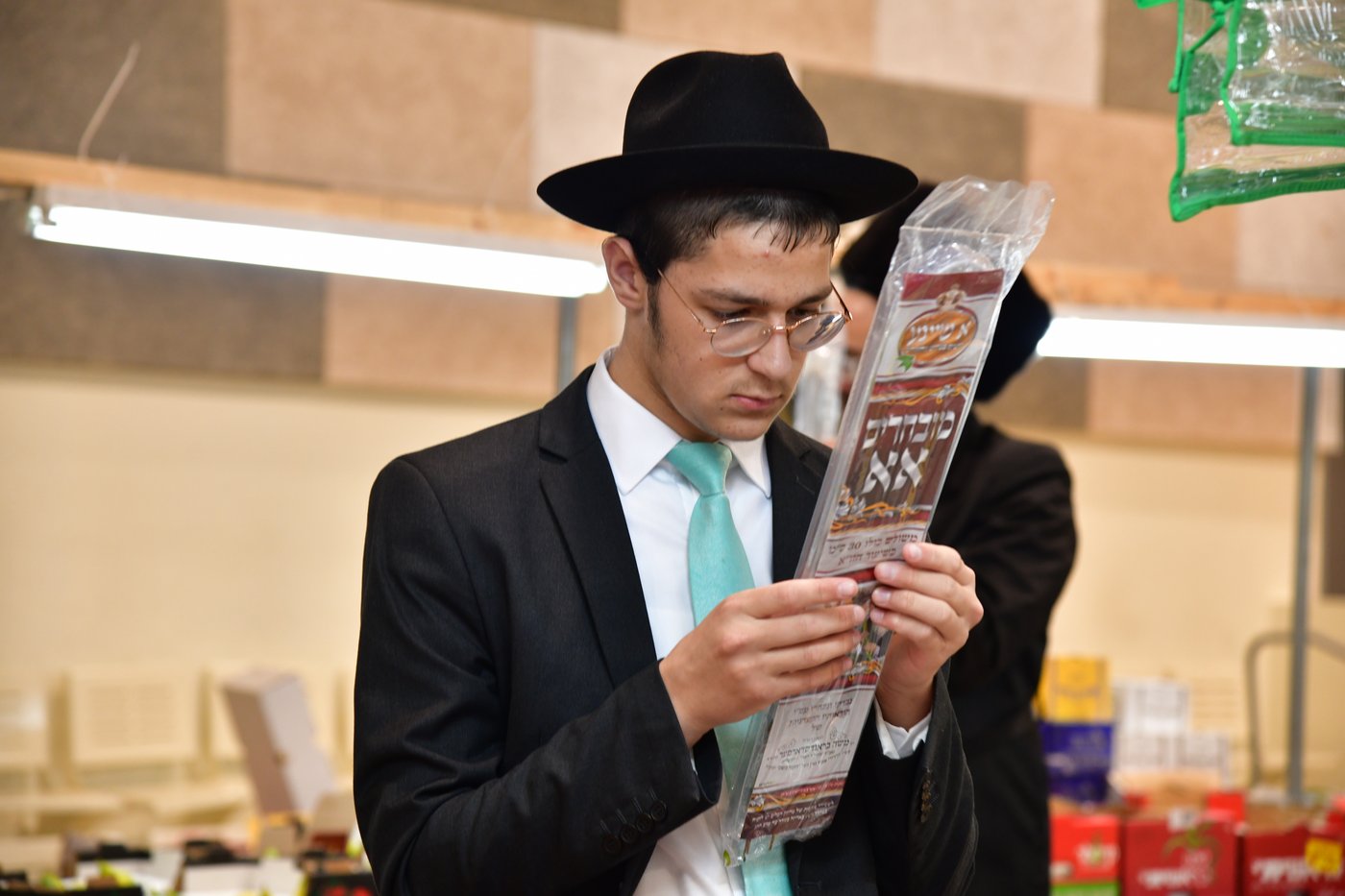 אווירת ערב חג הסוכות בעיר אשדוד
