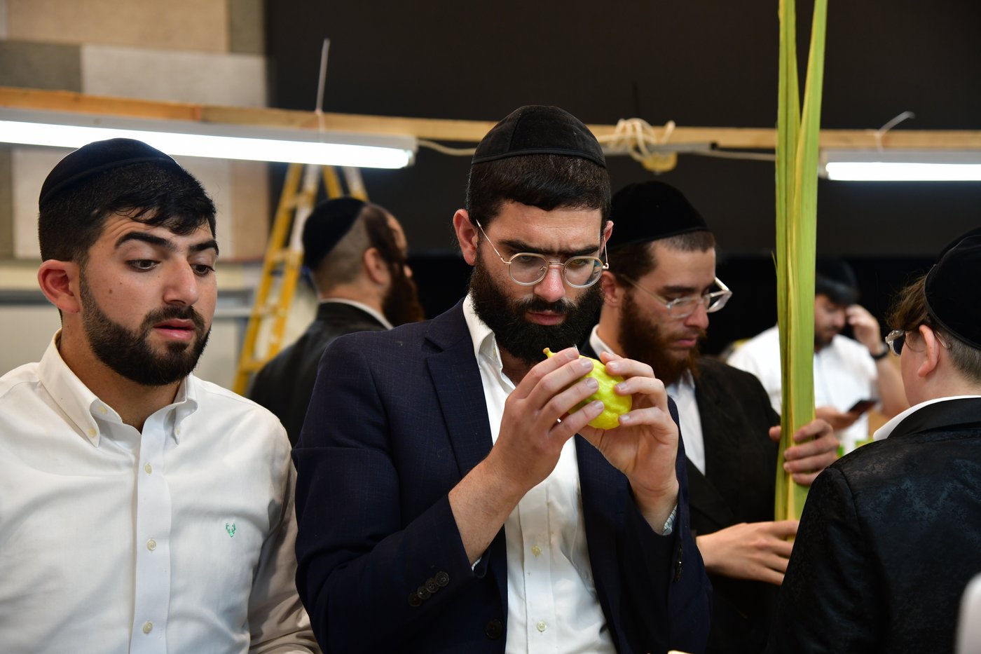 אווירת ערב חג הסוכות בעיר אשדוד