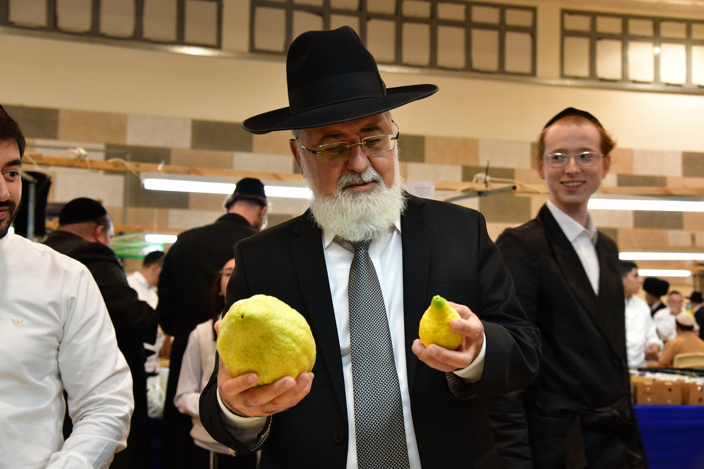 אווירת ערב חג הסוכות בעיר אשדוד