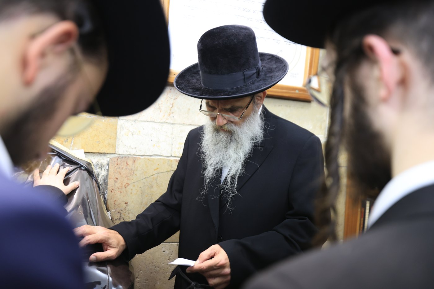 האדמו"ר מאשלג באתרא קדישא מירון