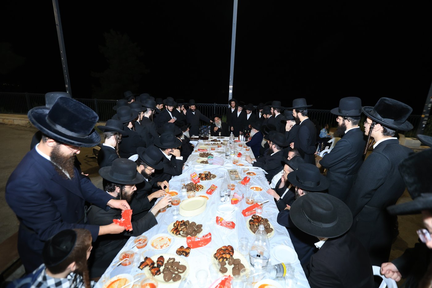 האדמו"ר מאשלג באתרא קדישא מירון