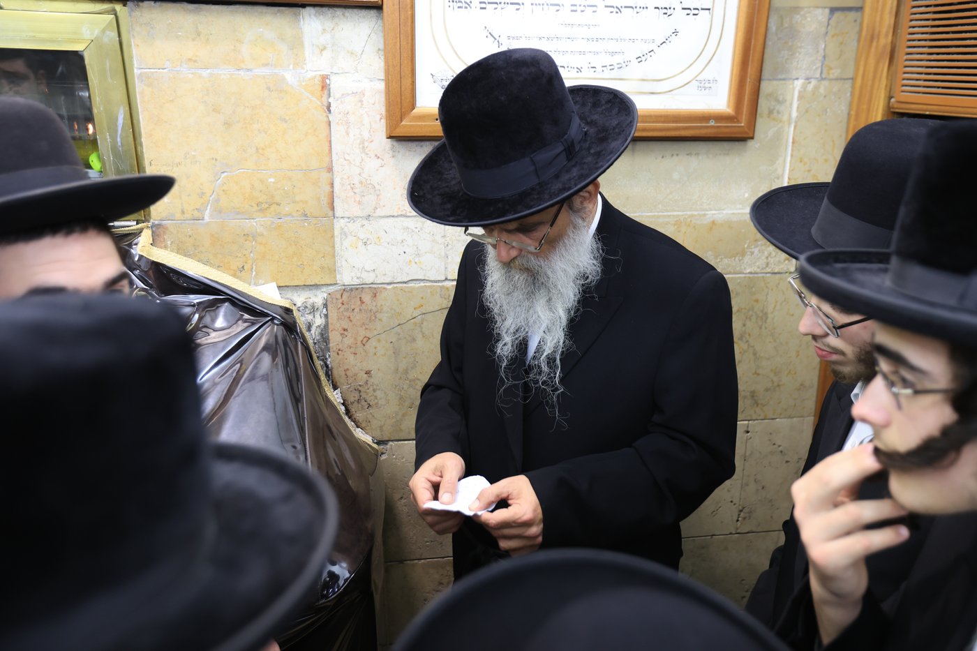 האדמו"ר מאשלג באתרא קדישא מירון