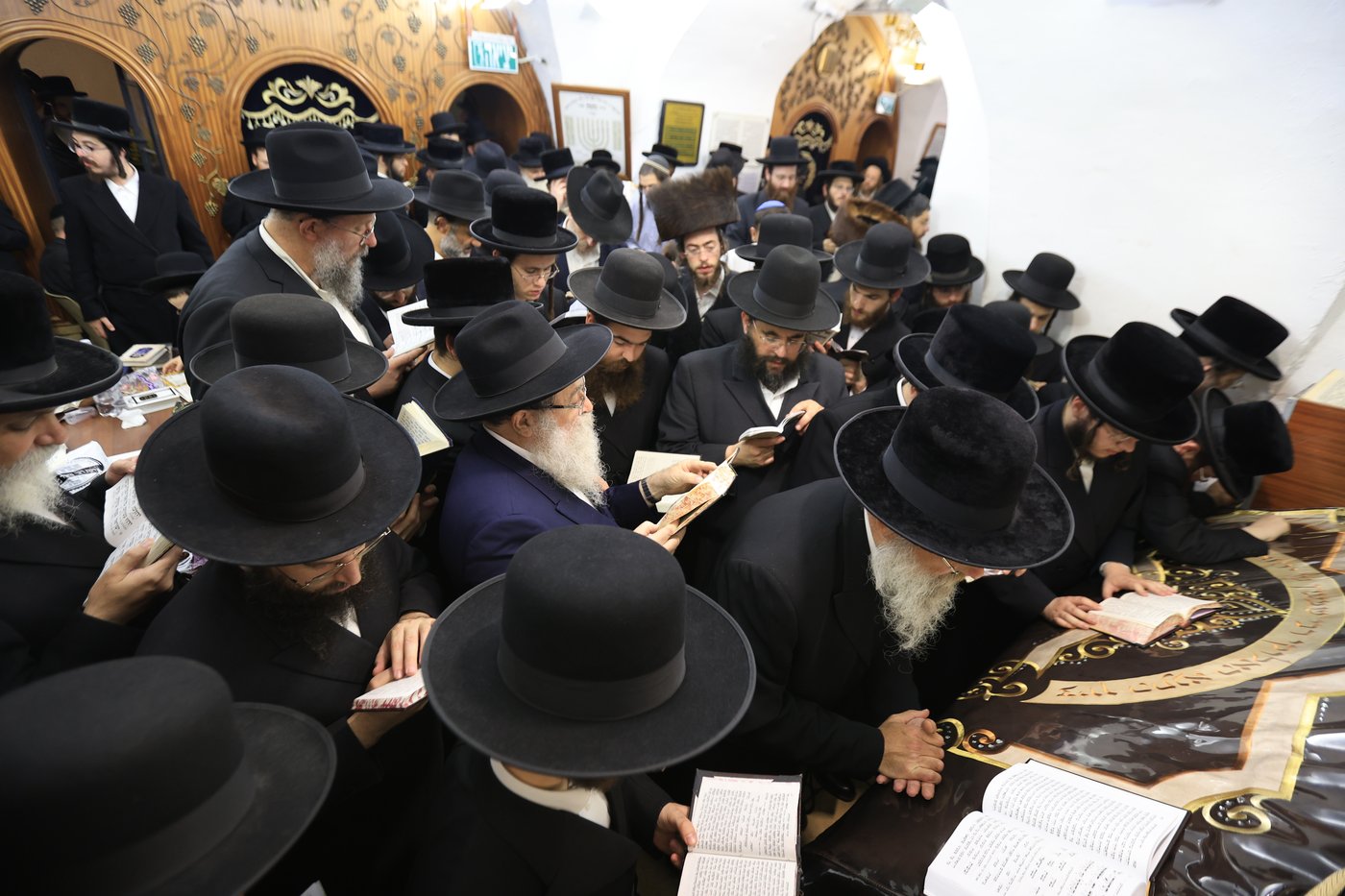 האדמו"ר מאשלג באתרא קדישא מירון