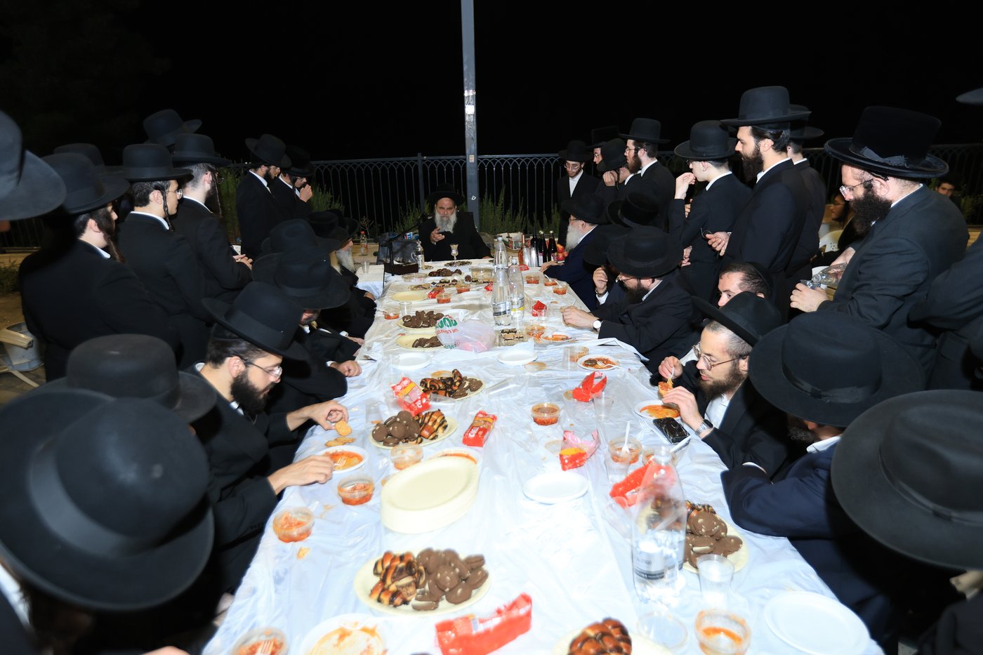 האדמו"ר מאשלג באתרא קדישא מירון
