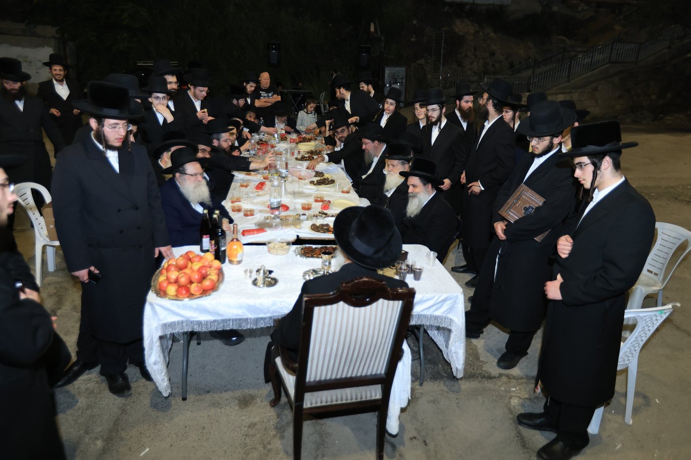 האדמו"ר מאשלג באתרא קדישא מירון