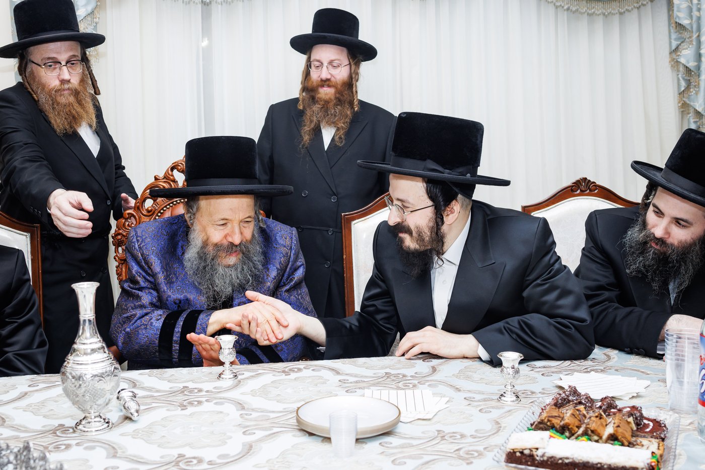 שמחת אירוסי נכדי האדמו"ר מבאבוב 45