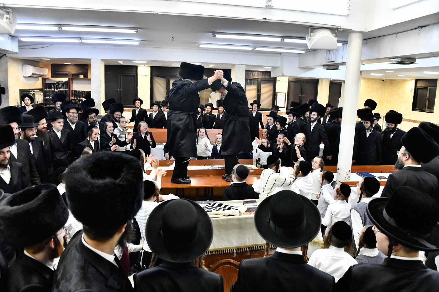 שמחת בית השואבה בחצה"ק אלכסנדר