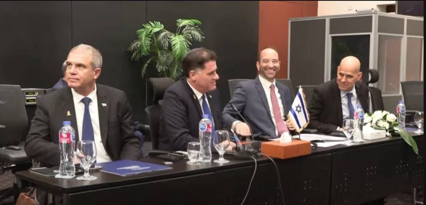 נשיא ארה"ב דונלד טראמפ מכריז: יש עסקה לשחרור החטופים וסיום המלחמה