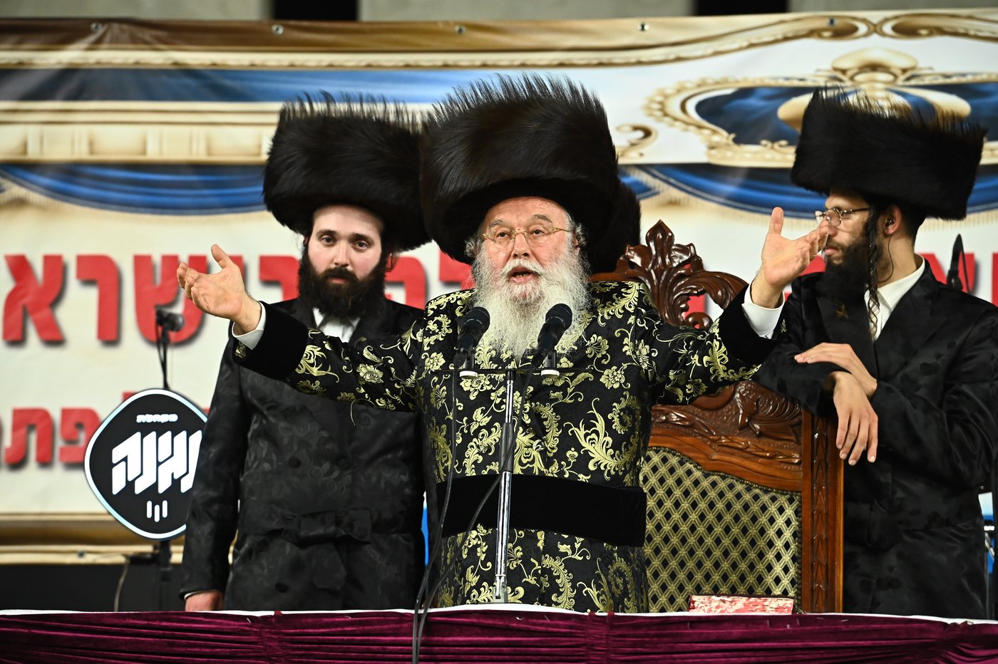 האדמו"ר ממישקולץ - מנהיגה הרוחני של פתח תקוה