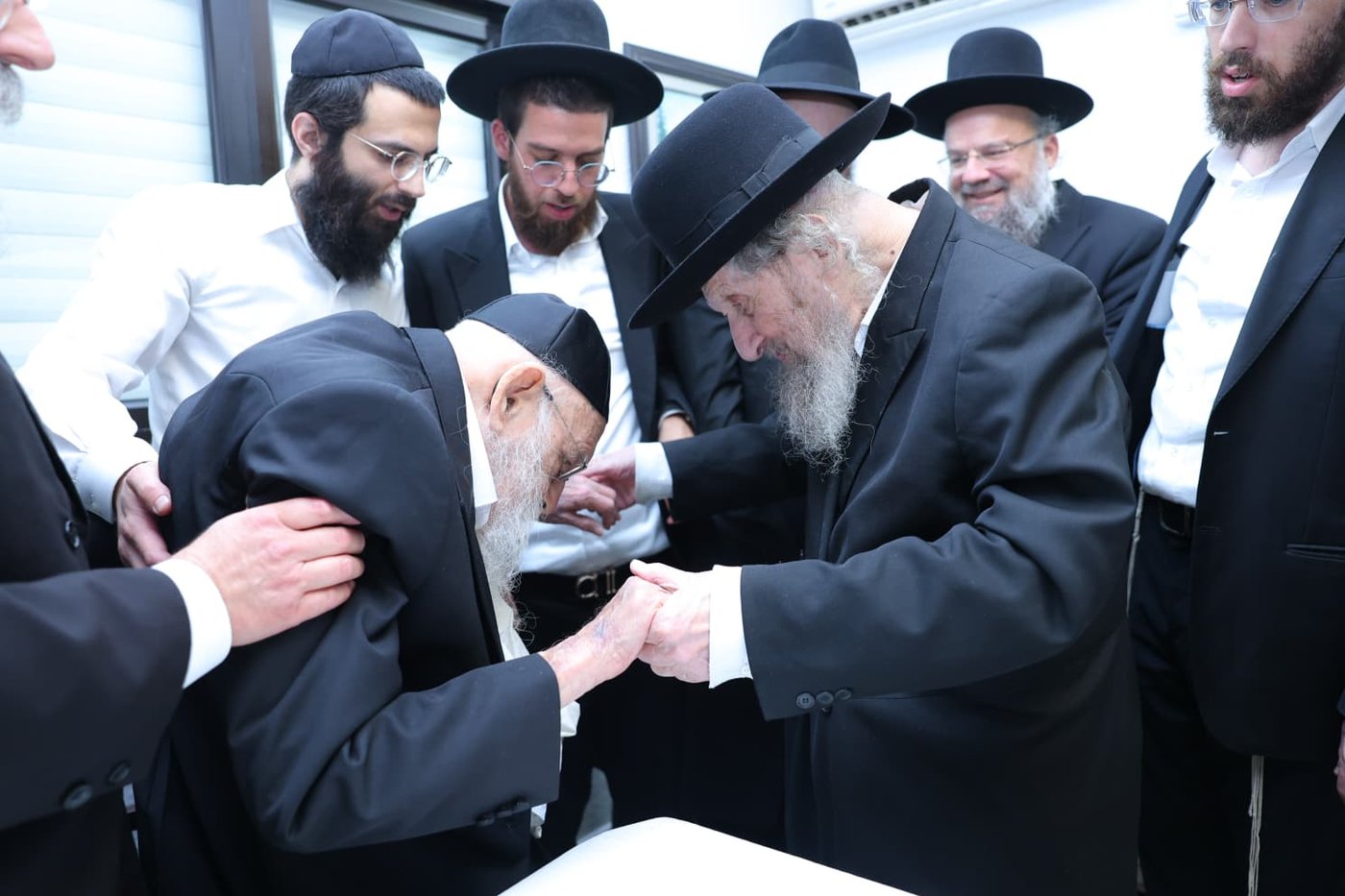 הגר"ד לנדו אצל הגר"מ גריינמן, סוכות תשפ"ו