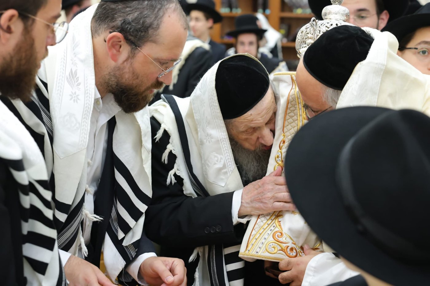 הושענא רבה אצל הגר"ד לנדו