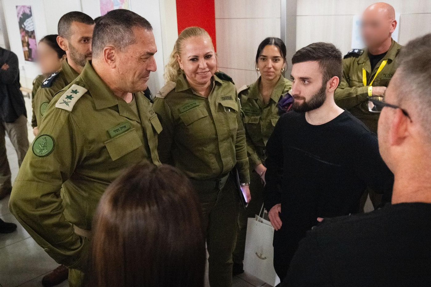 מתן אנגרסט בהלווית מפקדו הי"ד: "אני מוכן להיכנס לעזה כדי להחזיר חללים"