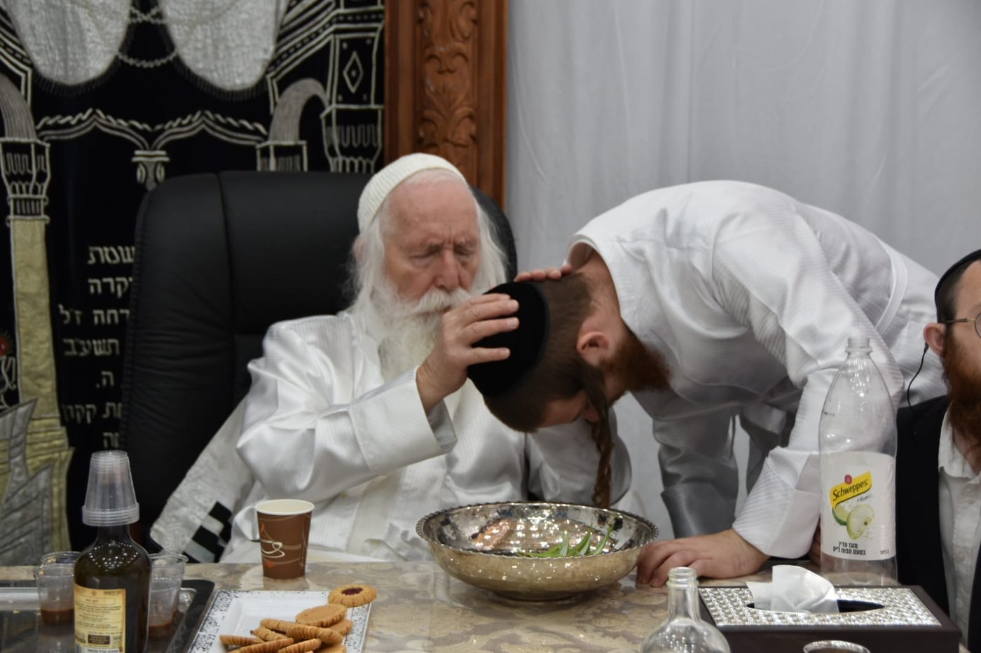 ירח האיתנים אצל הגרי"ד גרוסמן