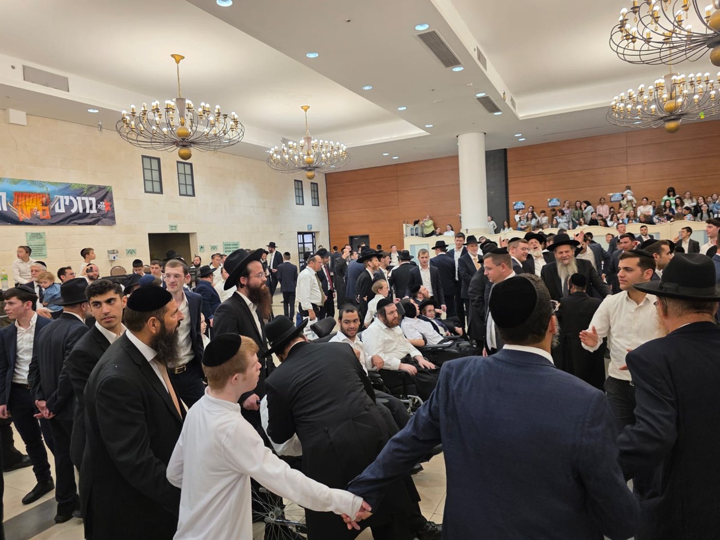 שמחת בית השואאבה המסורתית של עזר מציון בראשות גדולי ישראל
