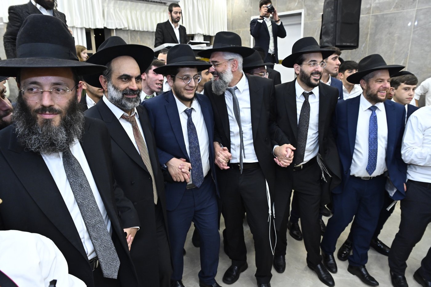 הקפות שניות בישיבת 'אבני נזר'