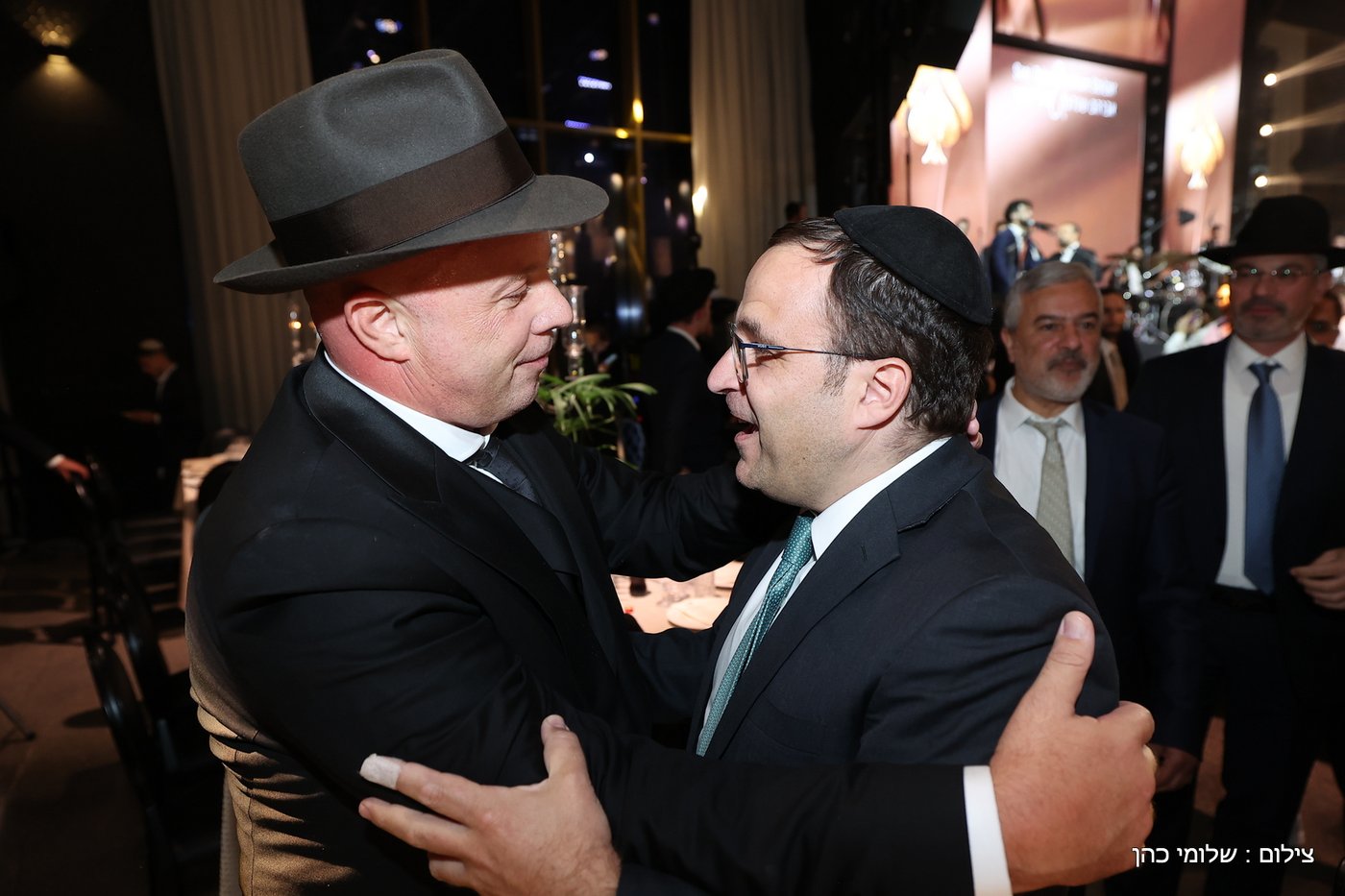 חתונת ביתו של מנחם טוקר